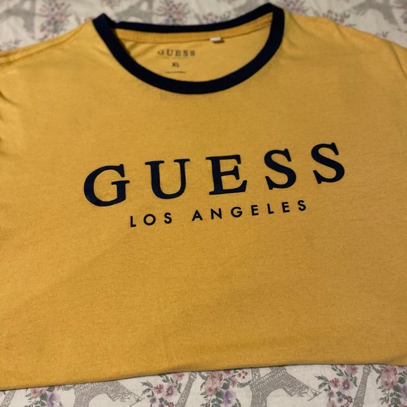 Guess Los Angeles Mens Yellow T-shirt Large - Picture 3 of 9